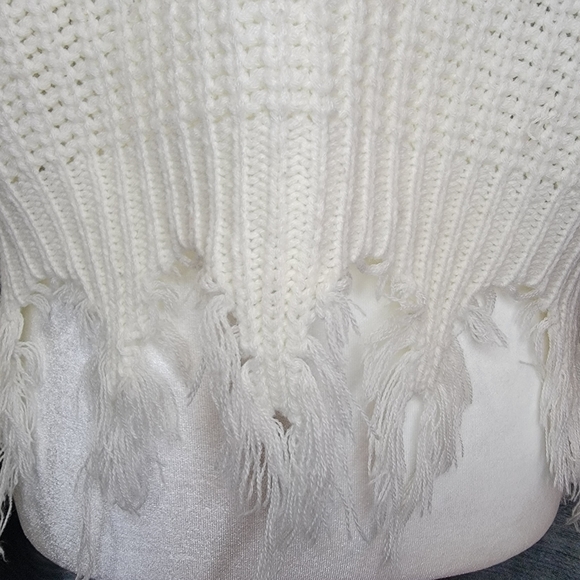 "Love Tree" Sweater Shirt - Picture 6 of 6